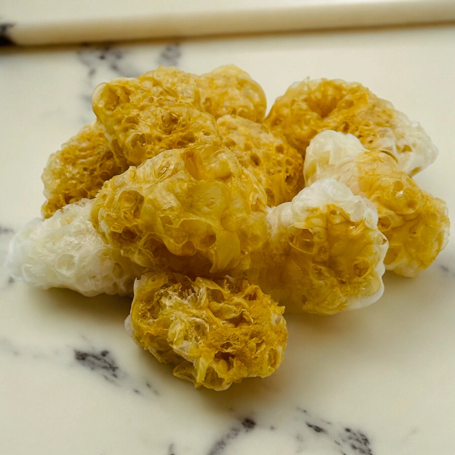 Cola Charms – gefriergetrocknete Süßigkeit von Melfmade Munchies aus Hamburg
